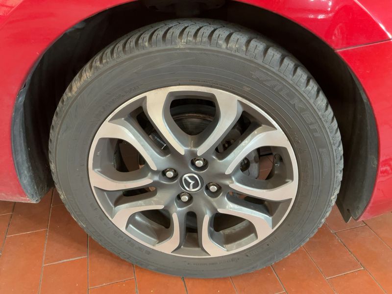 Mazda 2 1.5 Sports-Line 2016 – снимка 11