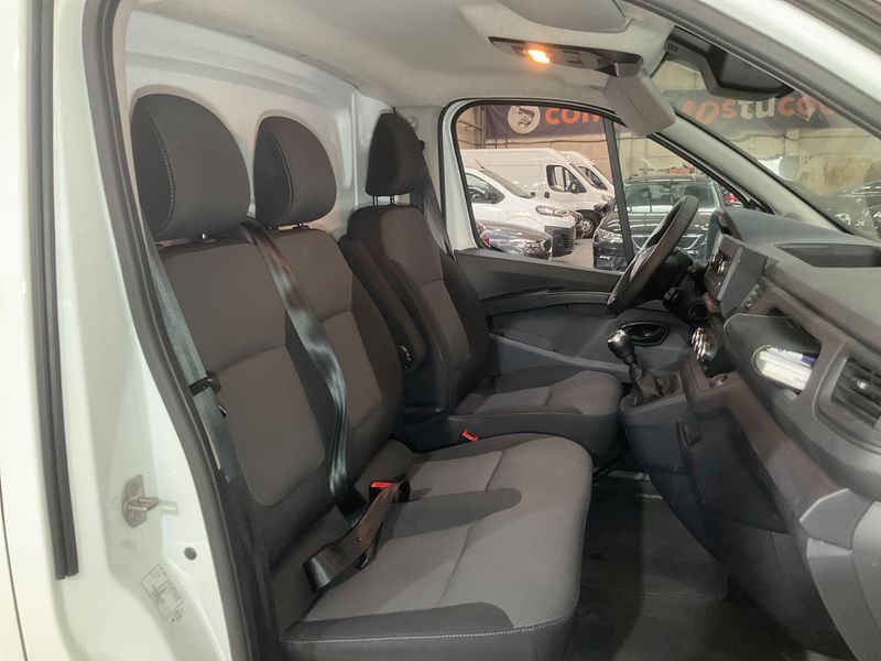 Renault Trafic 2.0 BLUE dCi L1H1 2,8t Komfort 2022 – снимка 16