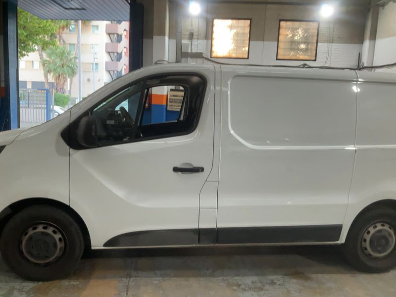 Renault Trafic 2.0 BLUE dCi L1H1 2,8t Komfort 2022 – снимка 4