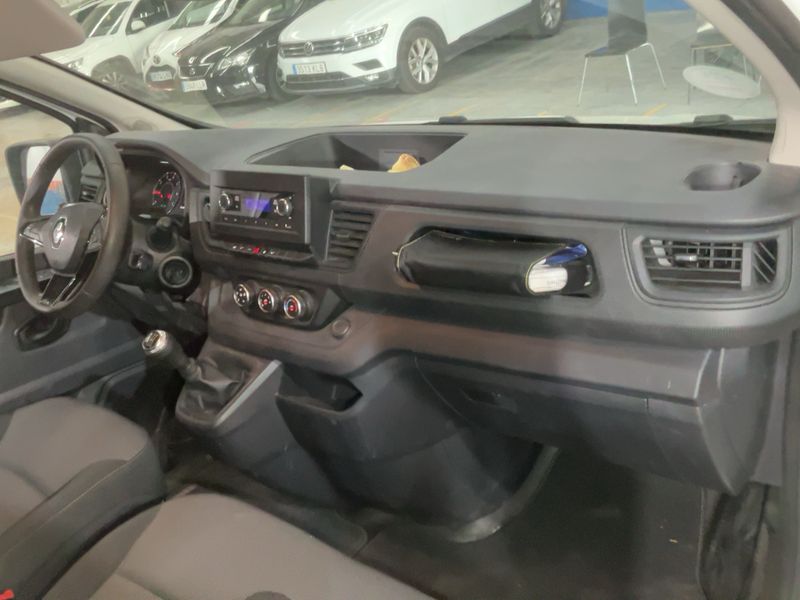 Renault Trafic 2.0 BLUE dCi L1H1 2,8t Komfort 2022 – снимка 17