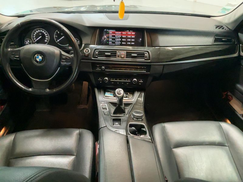 BMW 5er 525d Luxury 2016 – снимка 12