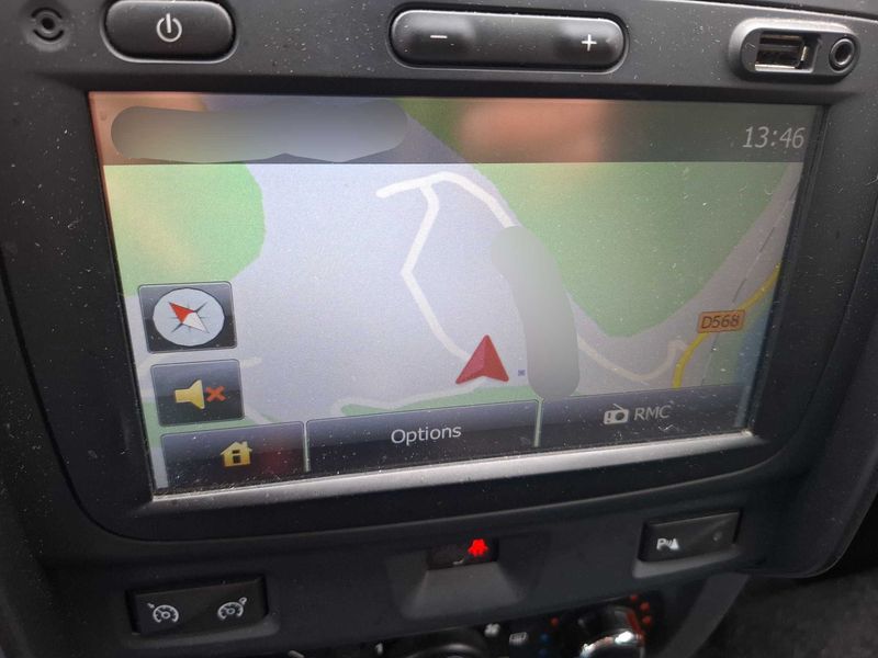 Dacia Duster 1.5 dCi Prestige 4x2 2015 – снимка 13