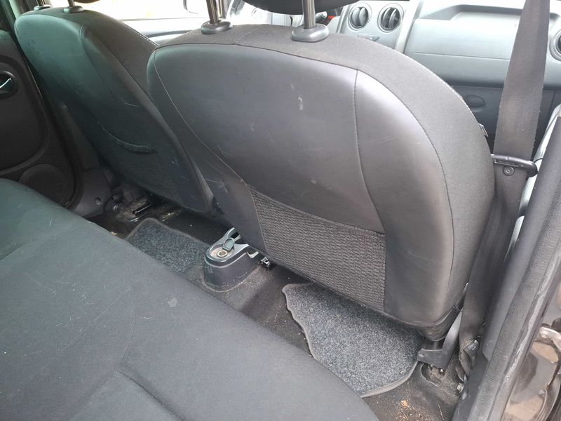 Dacia Duster 1.5 dCi Prestige 4x2 2015 – снимка 58