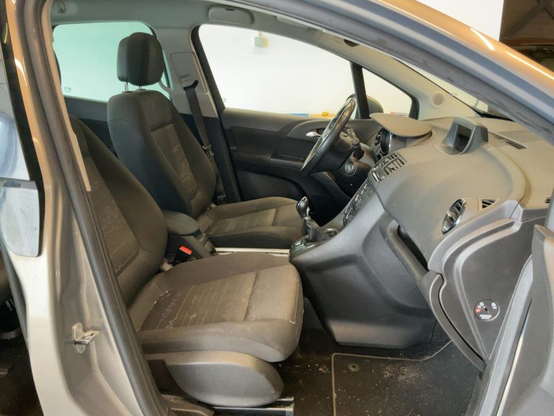 Opel Meriva 1.4 Turbo Design Edition 2011 – снимка 16