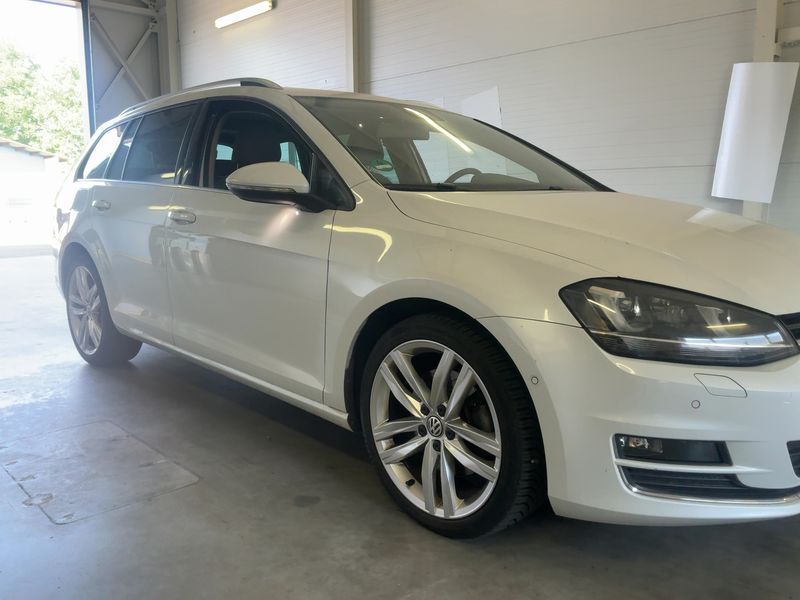 Volkswagen Golf VII 2.0 TDI Highline BlueMotion Tech 2015 – снимка 12