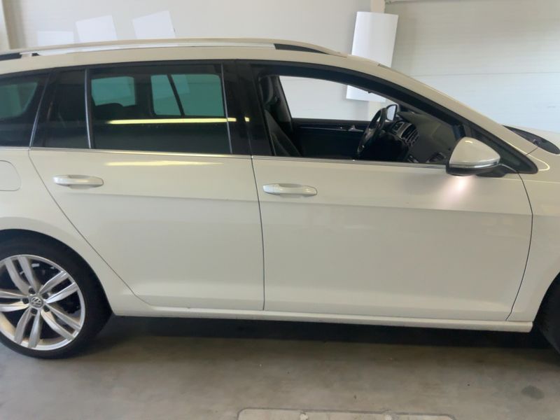 Volkswagen Golf VII 2.0 TDI Highline BlueMotion Tech 2015 – снимка 10