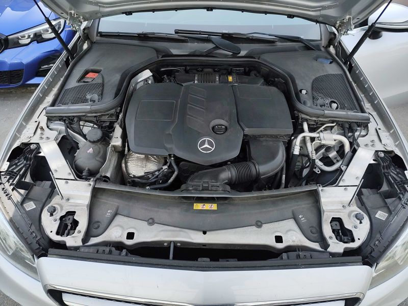 Mercedes-Benz E-Klasse E 220 d AMG Line 2019 – снимка 8