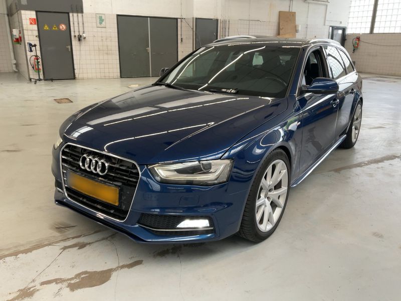 Audi A4 1.8 TFSI S line Sportpaket plus 2012 – снимка 1