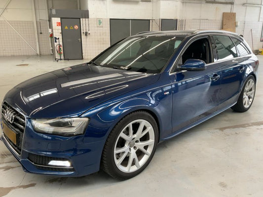 Audi A4 1.8 TFSI S line Sportpaket plus 2012 – снимка 2