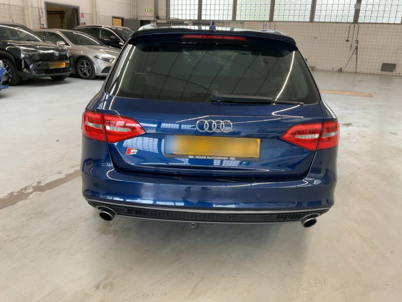 Audi A4 1.8 TFSI S line Sportpaket plus 2012 – снимка 7