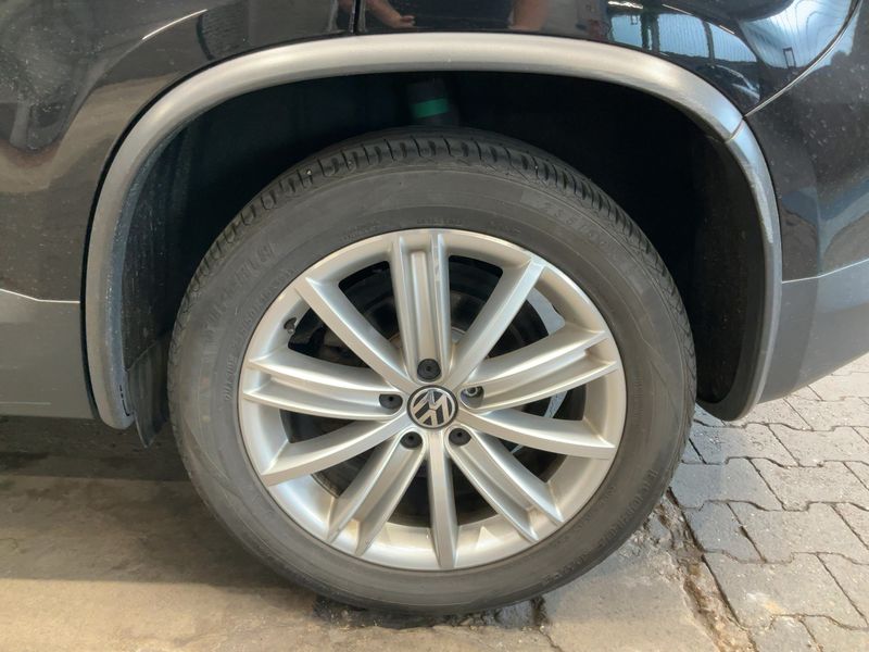 Volkswagen Tiguan 1.4 TSI Freestyle BlueMotion Tech 2011 – снимка 5