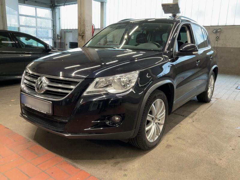Volkswagen Tiguan 1.4 TSI Freestyle BlueMotion Tech 2011 – снимка 1