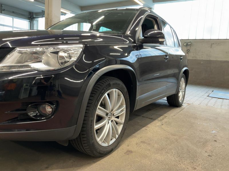 Volkswagen Tiguan 1.4 TSI Freestyle BlueMotion Tech 2011 – снимка 2