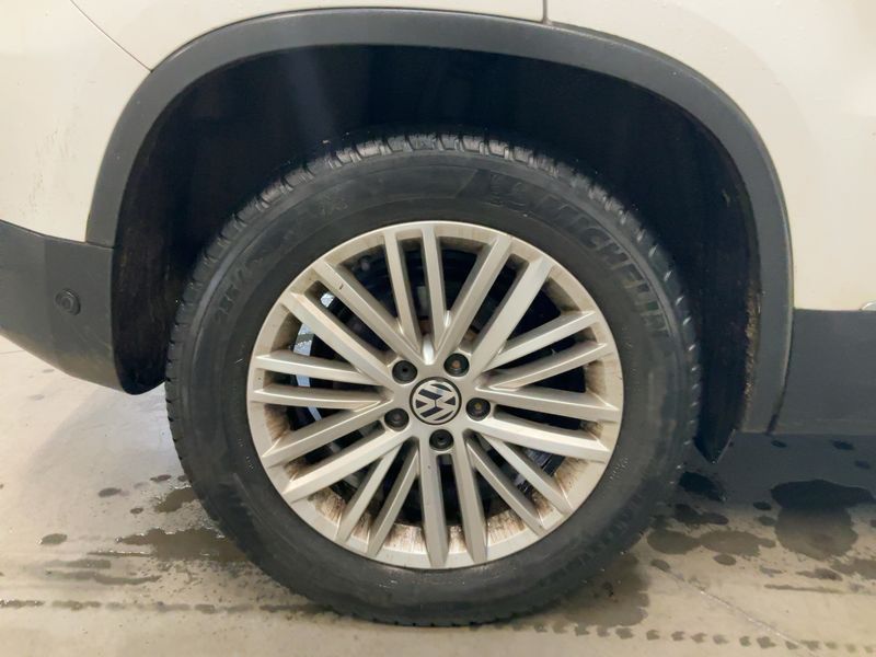 Volkswagen Tiguan 2.0 TDI Cup Sport & Style BlueMotion Tech 2014 – снимка 9