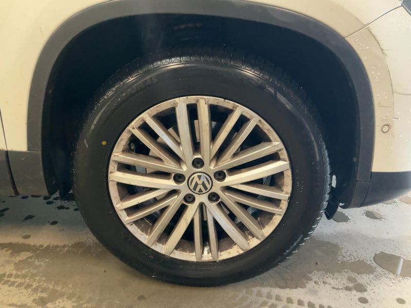Volkswagen Tiguan 2.0 TDI Cup Sport & Style BlueMotion Tech 2014 – снимка на щета 11