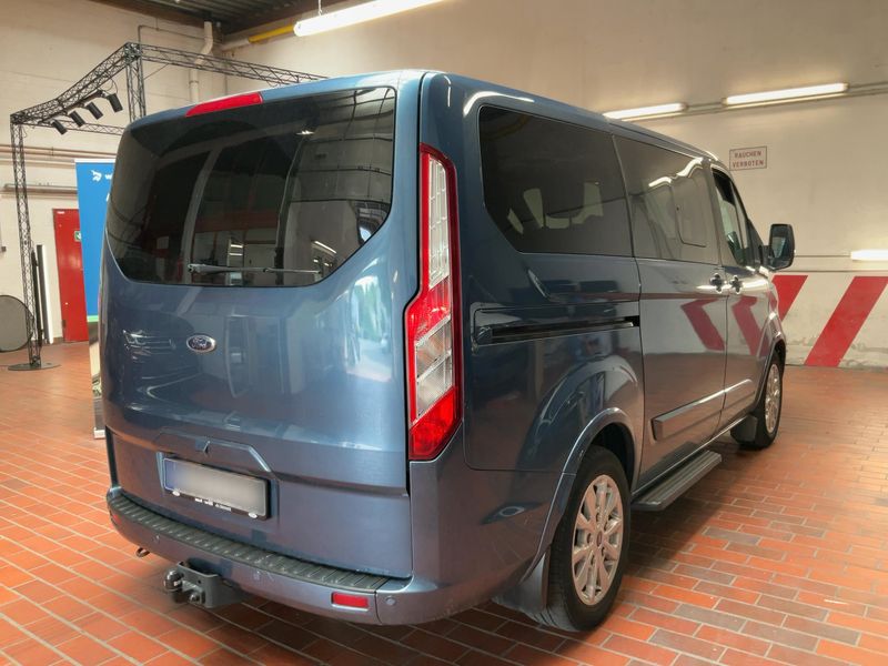 Ford Tourneo Custom 2.0 TDCi Mild-Hybrid 320 L1 Tourneo Titanium 2021 – снимка 8