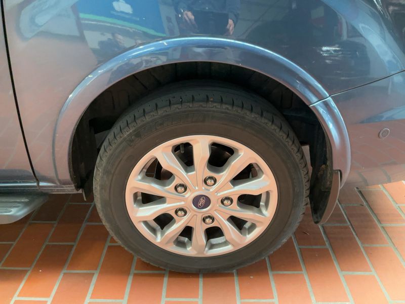 Ford Tourneo Custom 2.0 TDCi Mild-Hybrid 320 L1 Tourneo Titanium 2021 – снимка 5
