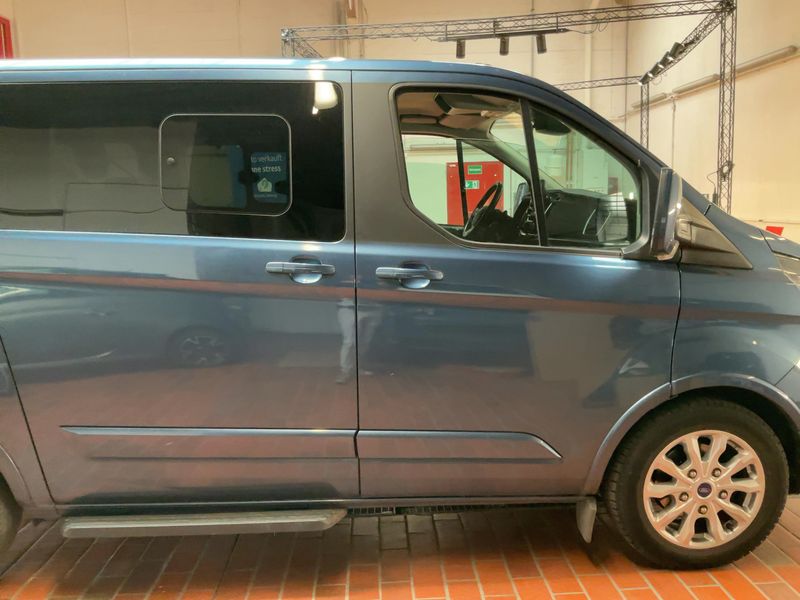 Ford Tourneo Custom 2.0 TDCi Mild-Hybrid 320 L1 Tourneo Titanium 2021 – снимка 10
