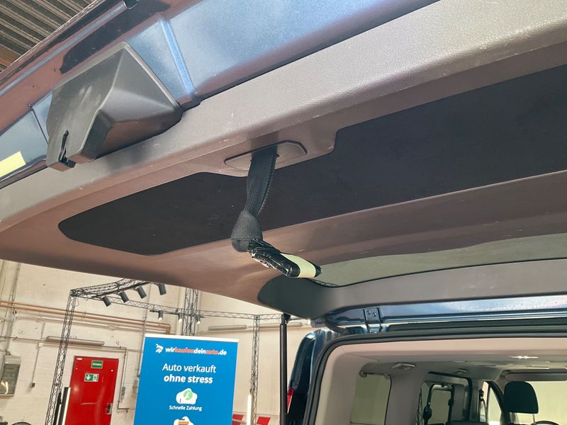Ford Tourneo Custom 2.0 TDCi Mild-Hybrid 320 L1 Tourneo Titanium 2021 – снимка 26