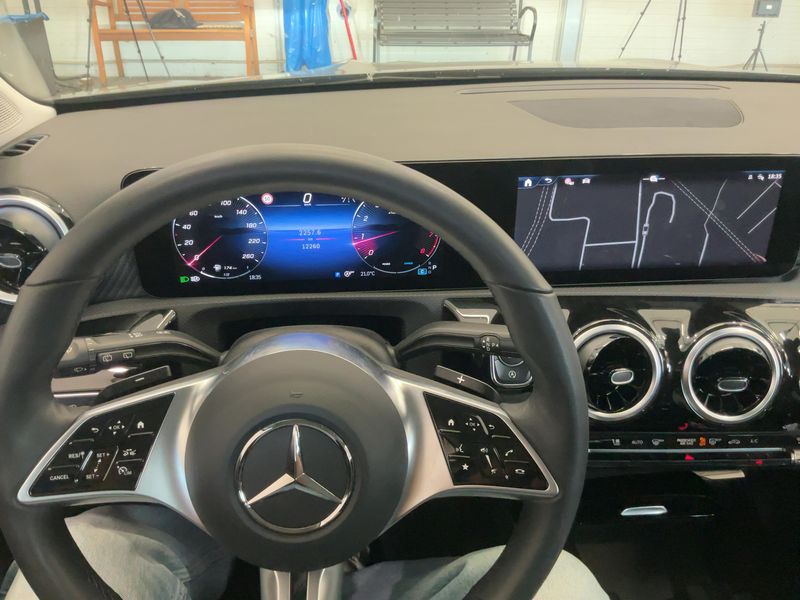 Mercedes-Benz A-Klasse A 200 Mild-Hybrid Progressive 2024 – снимка 18