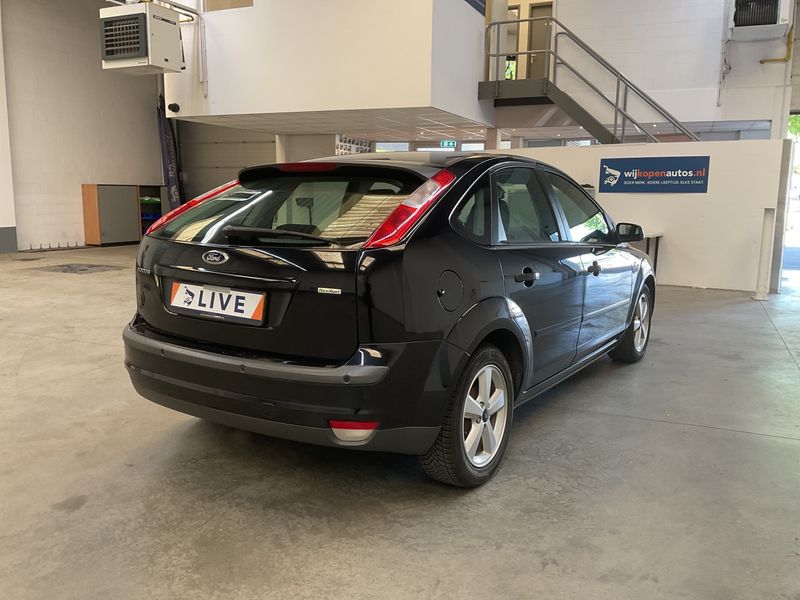 Ford Focus 1.8 Flexifuel Sport 2007 – снимка 2