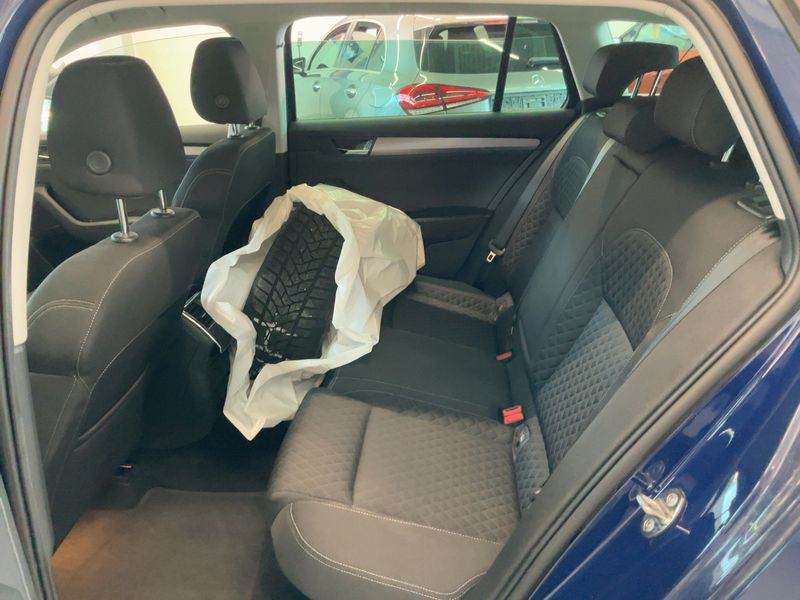 Skoda Superb 2.0 TDI Style 2017 – снимка 20