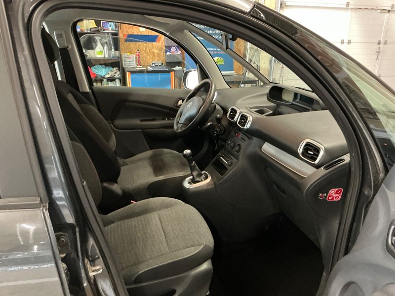 Citroen C3 Picasso 1.2 e-THP Confort 2016 – снимка 3