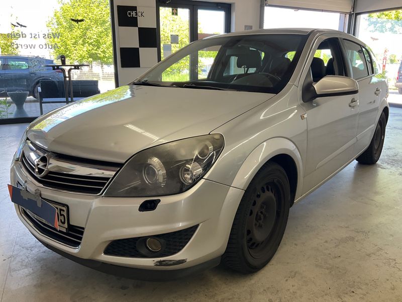 Opel Astra 2.0 Turbo Innovation "110 Jahre" 2009 – снимка 1