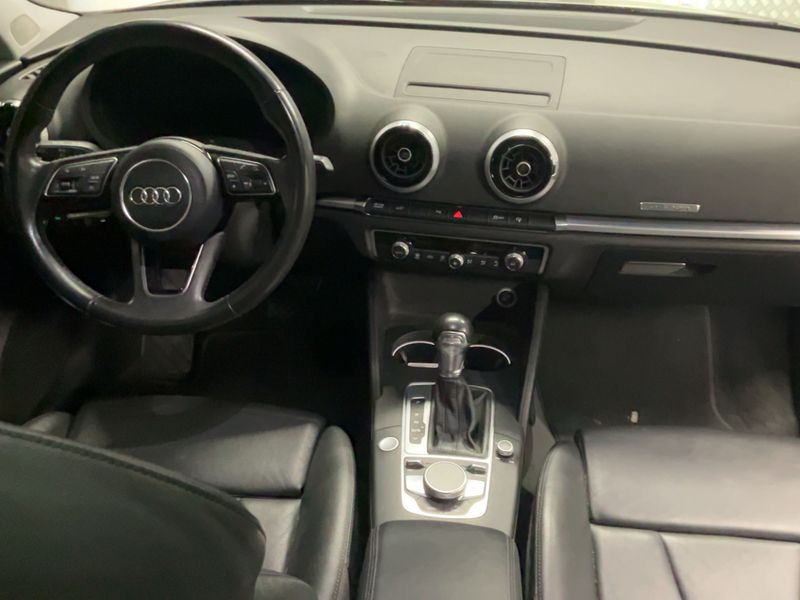 Audi A3 Sportback 1.4 TFSI e-tron Design Luxe 2017 – снимка 17