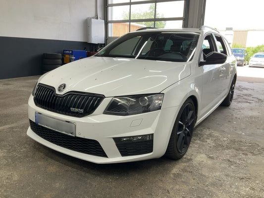 Skoda Octavia 2.0 TDI RS 2015 – снимка 1