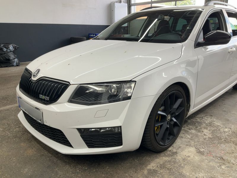 Skoda Octavia 2.0 TDI RS 2015 – снимка 2