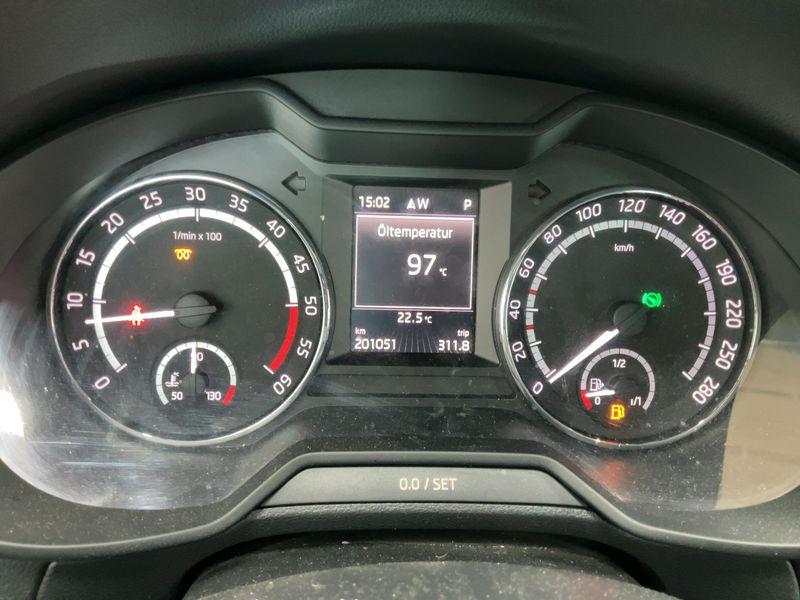 Skoda Octavia 2.0 TDI RS 2015 – снимка 18