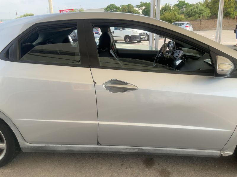 Honda Civic 2.2 CTDI Sport 2007 – снимка 10