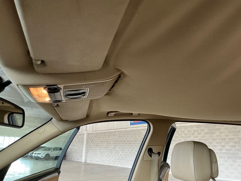 BMW X5 xDrive 30d 2011 – снимка на щета