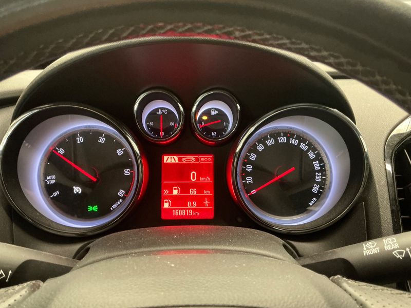 Opel Astra GTC 1.6 CDTI DPF Basis 2015 – снимка 13