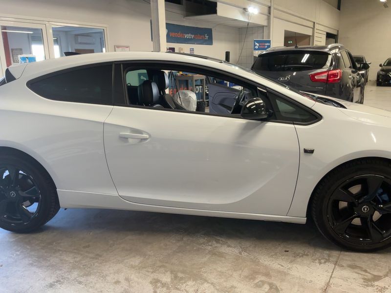 Opel Astra GTC 1.6 CDTI DPF Basis 2015 – снимка 7