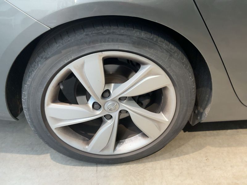 Opel Insignia Sports Tourer 2.0 CDTI Innovation 2018 – снимка 9