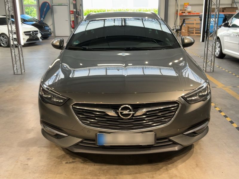 Opel Insignia Sports Tourer 2.0 CDTI Innovation 2018 – снимка 14