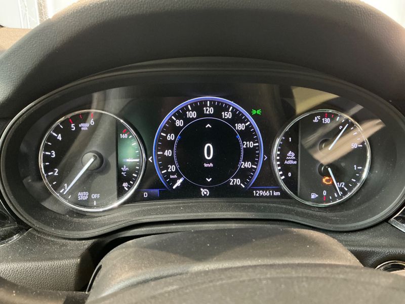 Opel Insignia Sports Tourer 2.0 CDTI Innovation 2018 – снимка 19
