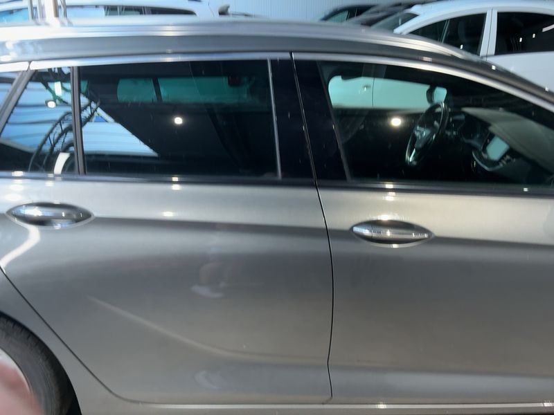 Opel Insignia Sports Tourer 2.0 CDTI Innovation 2018 – снимка 10