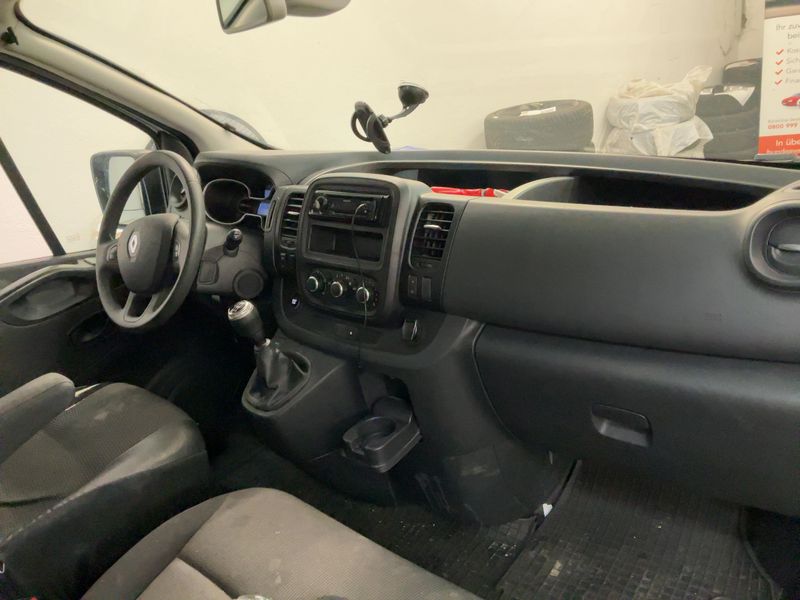 Renault Trafic 2.0 dCi L2H1 3,0t Komfort 2021 – снимка 17