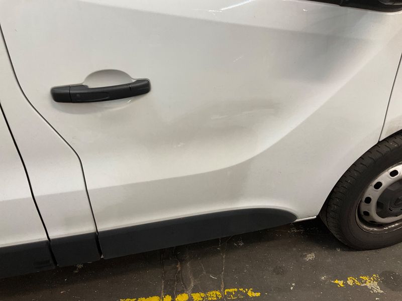 Renault Trafic 2.0 dCi L2H1 3,0t Komfort 2021 – снимка 24