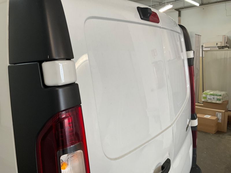 Renault Trafic 2.0 dCi L2H1 3,0t Komfort 2021 – снимка 31