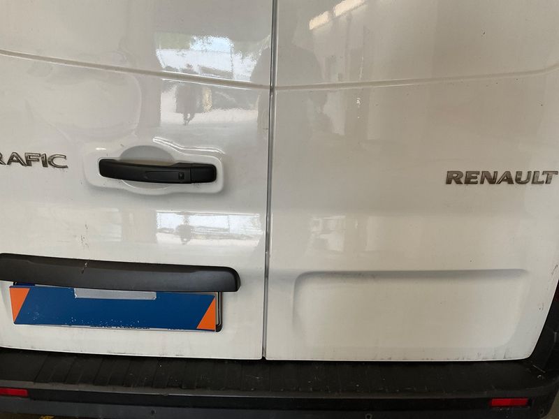 Renault Trafic 2.0 dCi L2H1 3,0t Komfort 2021 – снимка 32
