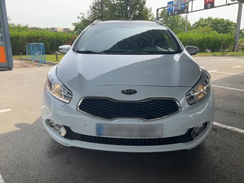 Kia cee'd 1.6 CRDi Drive 2014 – снимка 14
