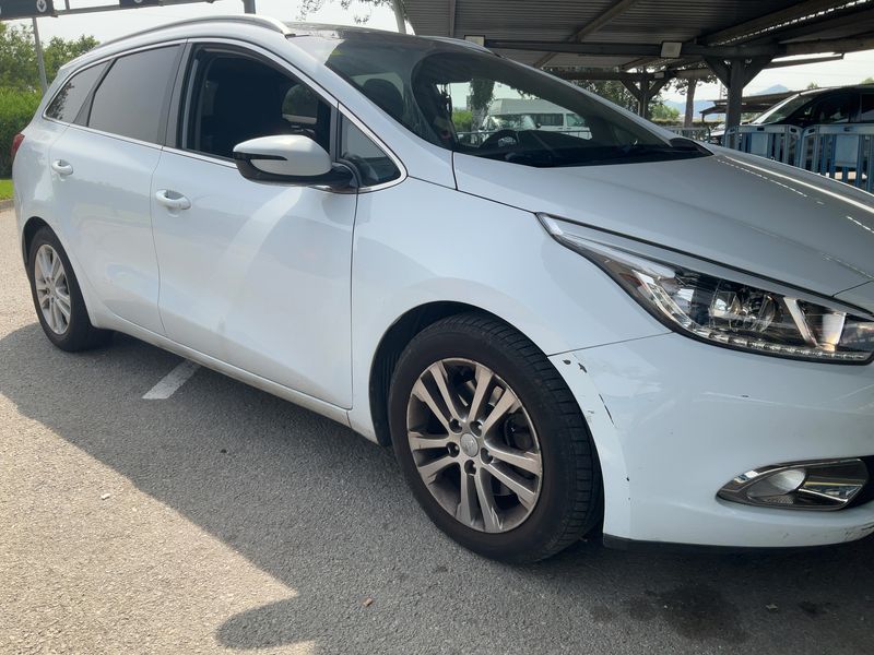 Kia cee'd 1.6 CRDi Drive 2014 – снимка 12
