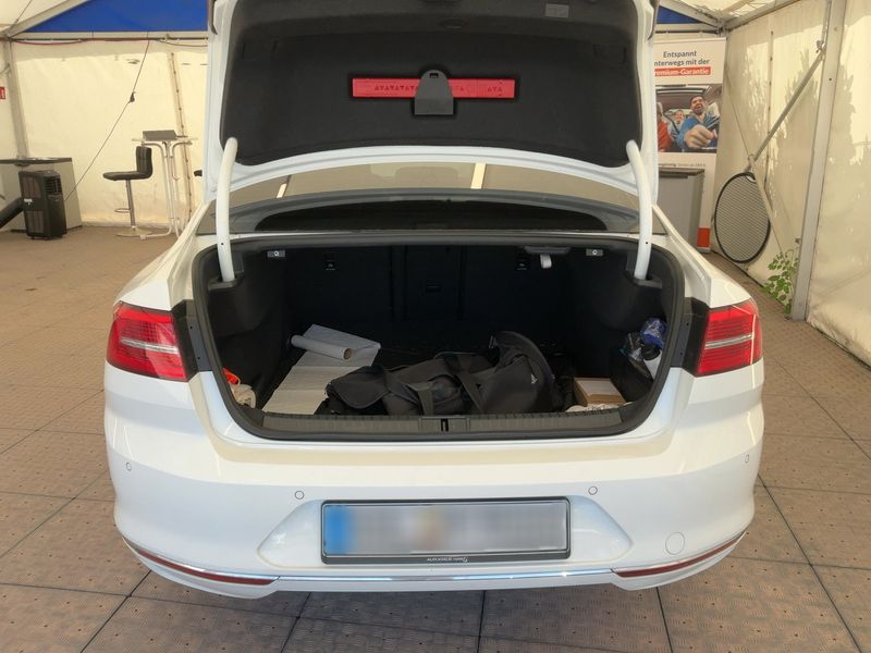 Volkswagen Passat 2.0 TDI Highline BlueMotion Tech 2016 – снимка 15