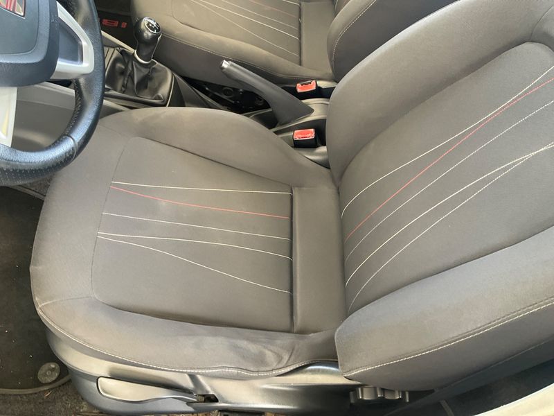 Seat Ibiza 1.6 TDI Copa 2011 – снимка 23