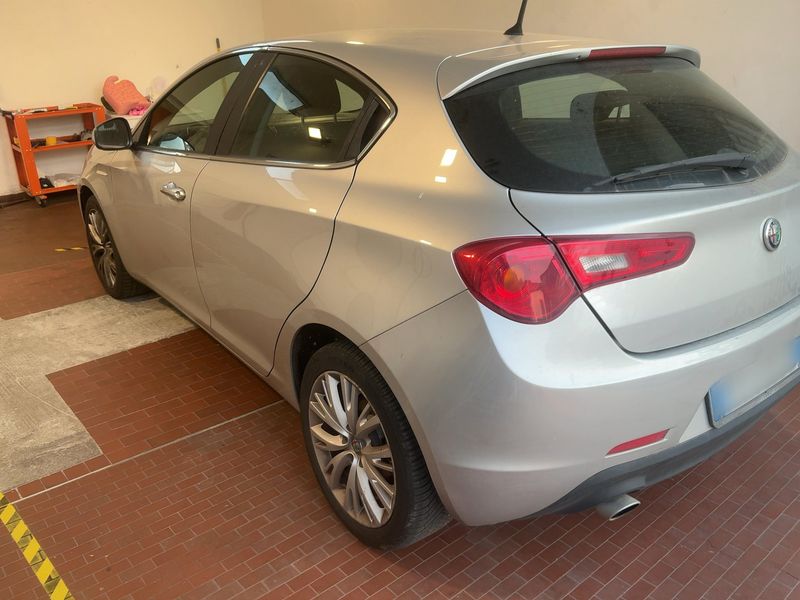 Alfa Romeo Giulietta 1.6 JTD Super 2016 – снимка 6