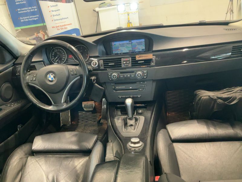 BMW 3er 330d xDrive 2007 – снимка 18